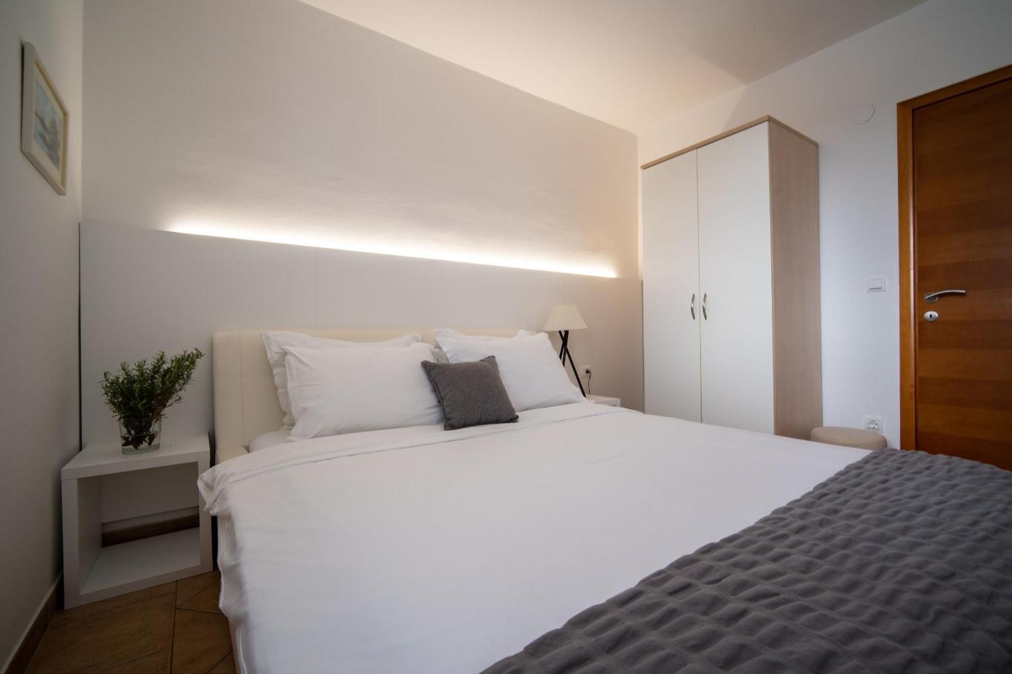 Apartments Valbruna Rovinj Exterior foto